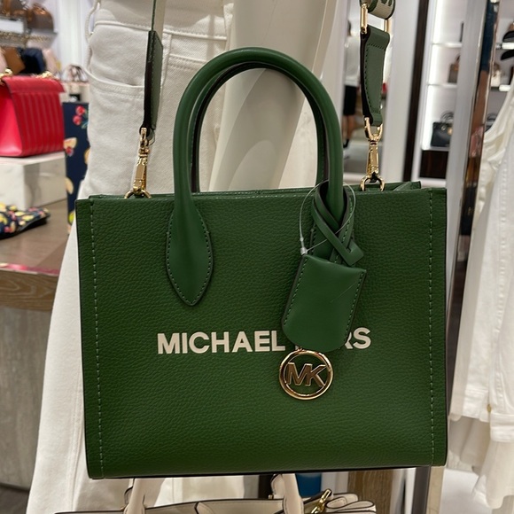 Michael Kors Mirella Small Pebbled Leather Shopper Crossbody XBODY Bag MK

NWT - Picture 7 of 16